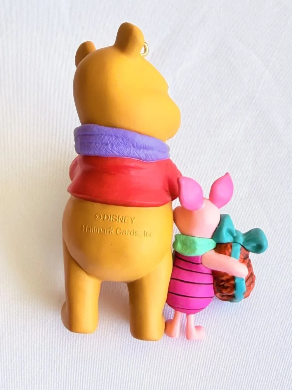 Hallmark Keepsake 2001 Just What They Wanted Winnie the Pooh Piglet Ornament